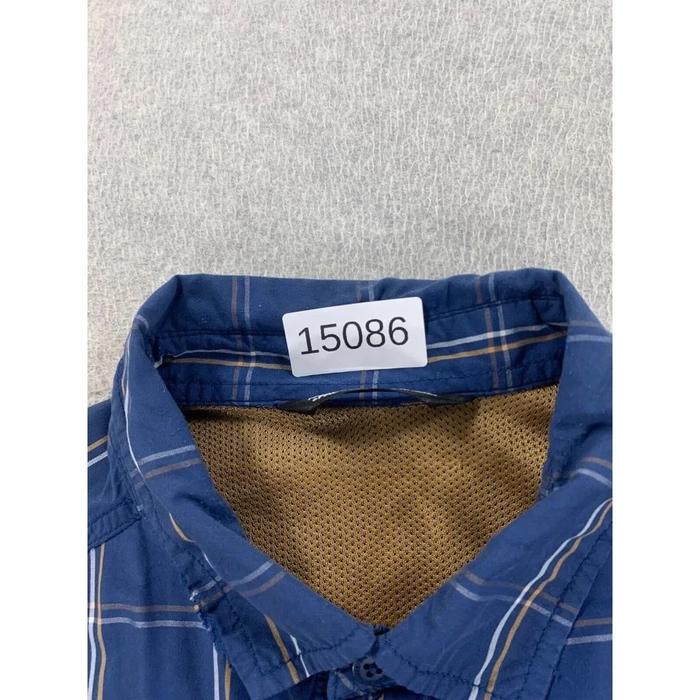 The North Face Nylon‎ Blend Long Sleeve Button Down Shirt (Men's Medium) Blue